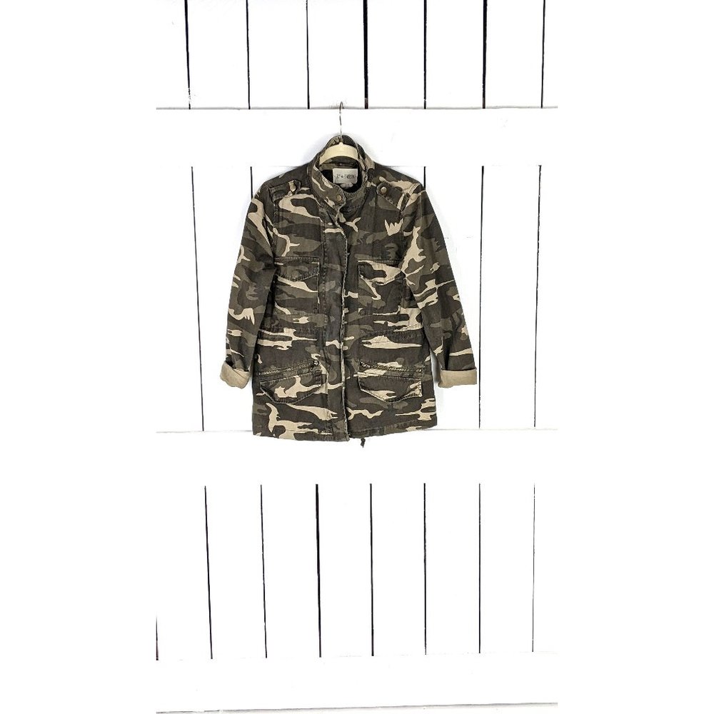Sky and Sparrow green Camo camouflage military style cotton jacket